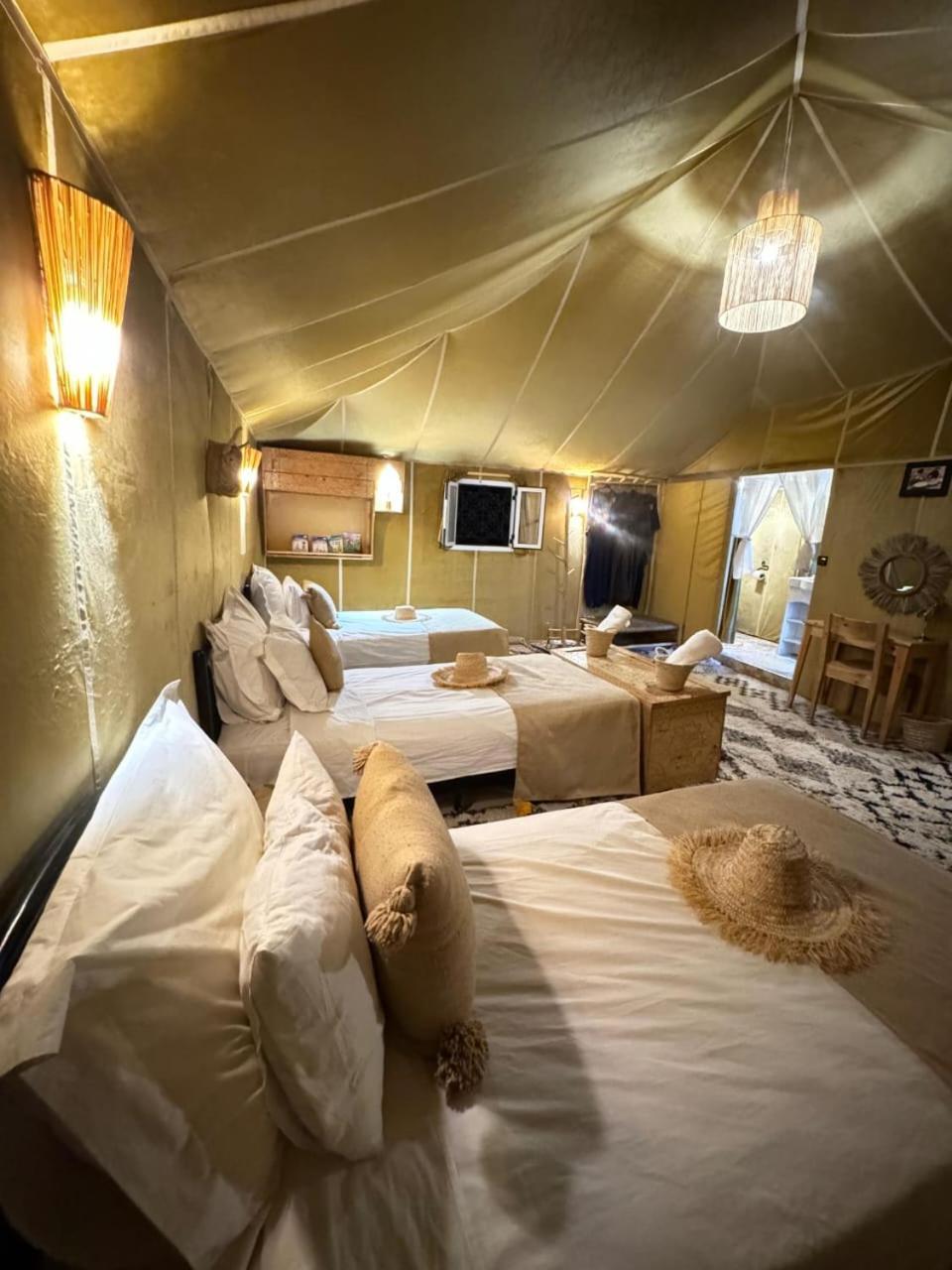 Desert Camp Camel & Sandboarding Мерзуга Екстер'єр фото